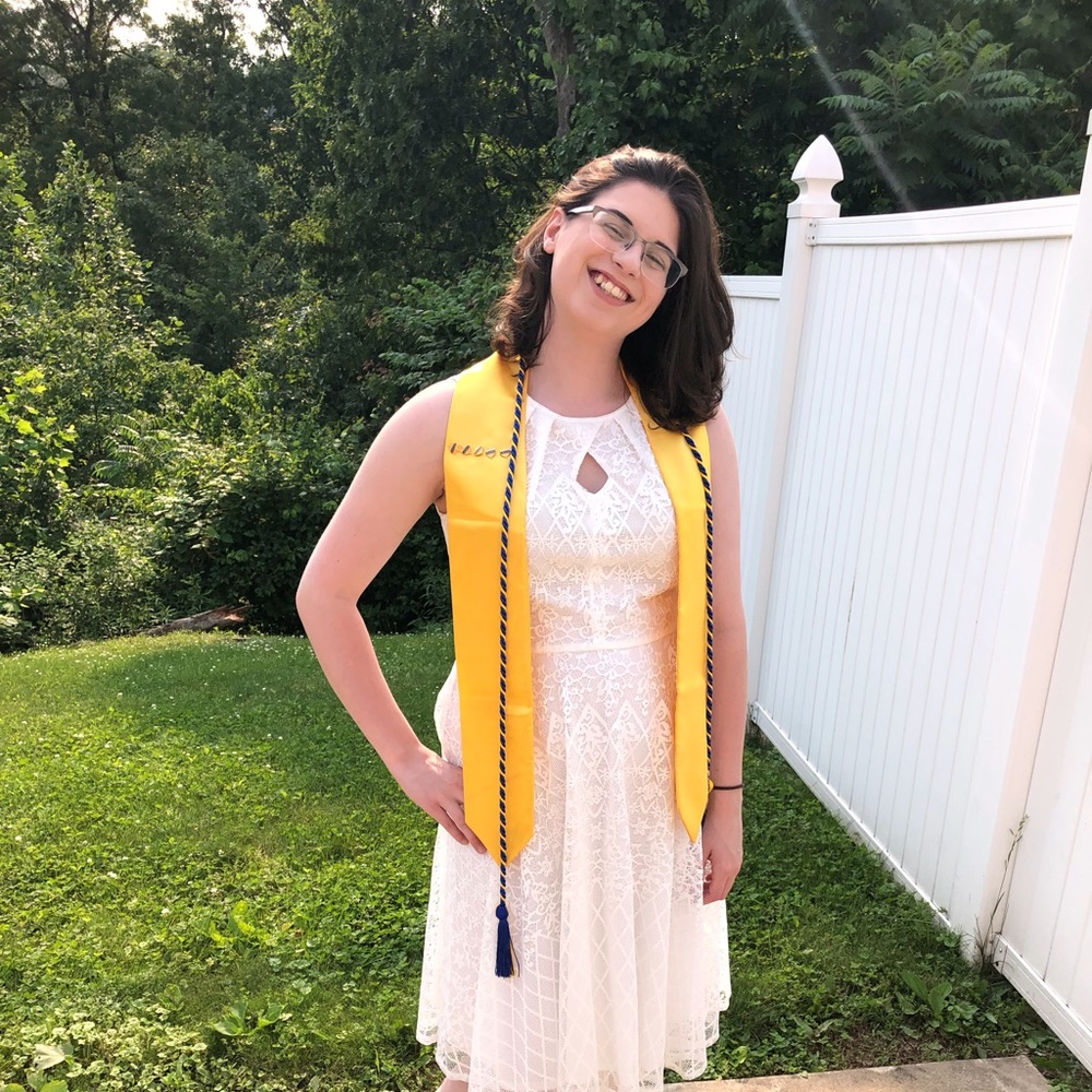 Meet your Posher, Kayla